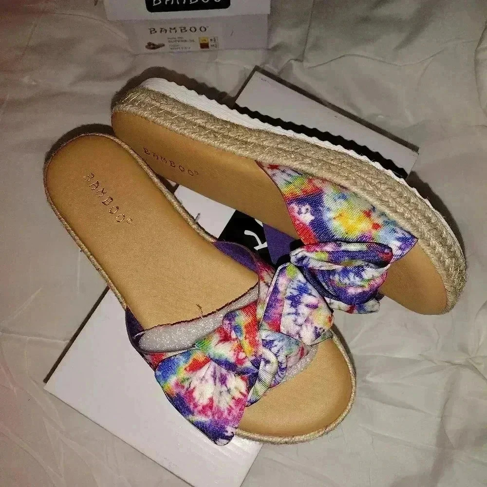 CLOSET CLOSEDOWN⚠️🚨Bamboo Superb 35 bow tyedye slides